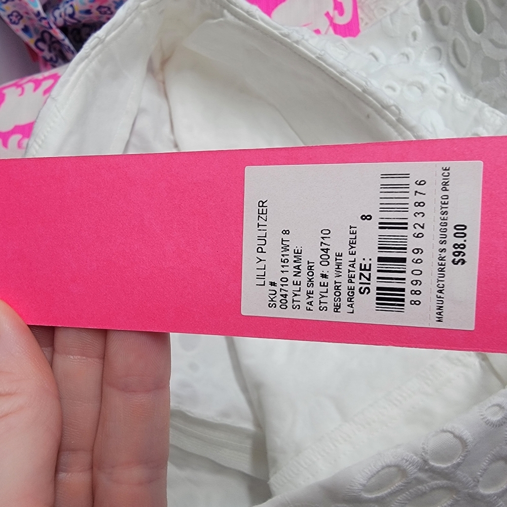 NWT Lilly Pulitzer Faye Skort Resort White Large Petal Eyelet Size 8 - Picture 6 of 7